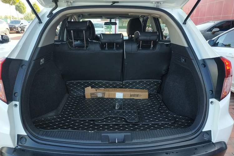 Used Honda Vezel 2017 1.8L CVT Front-Wheel Drive Pioneer Edition
