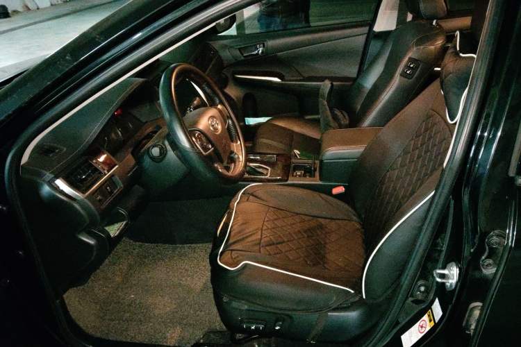 Used Toyota Camry 2016 2.0G 10th Anniversary Leading Edition