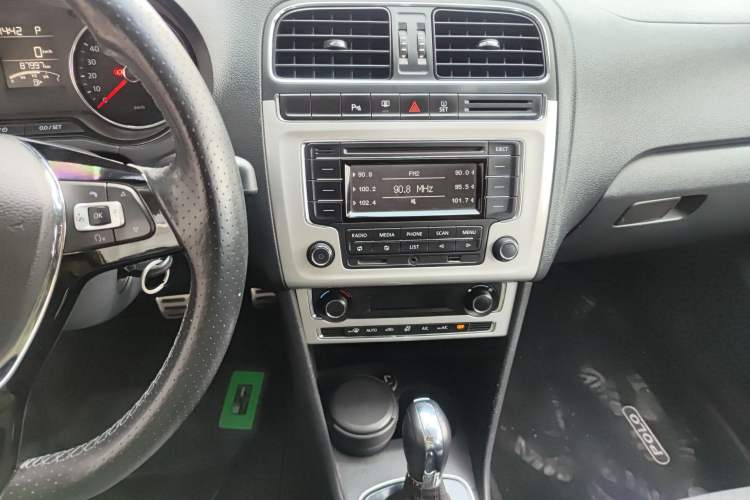 Used Volkswagen Polo 2014 1.6L Cross Polo Automatic
