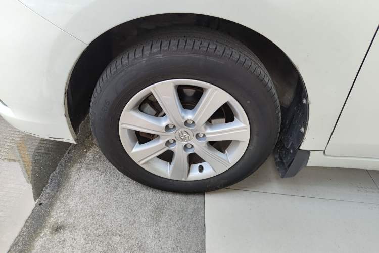 Used Toyota Verso 2014 Starlight 180E CVT Elite Edition
