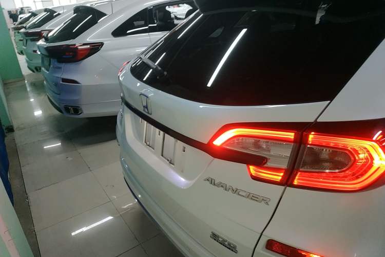 Used Honda Avancier 2017 370TURBO Four-Wheel Drive Prestige Edition
