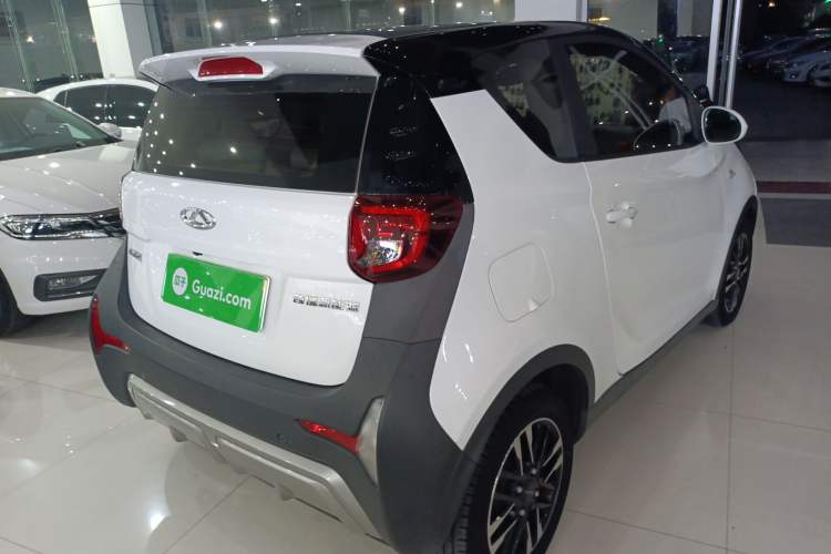 Used Chery Little Ant 2022 Sweet Pink Edition Low-Sugar Version 30kW 301km Range
