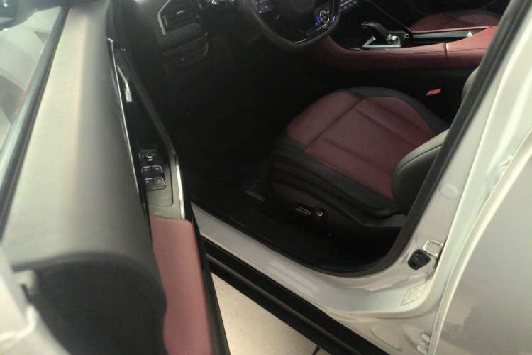 Used Dongfeng Aeolus AX7 2022 Mach Edition 1.5T DCT DF31
