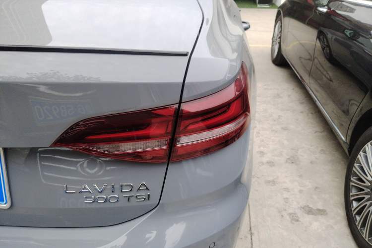 Used Volkswagen Lavida 2023 300TSI DSG Starry Sky Elite Edition