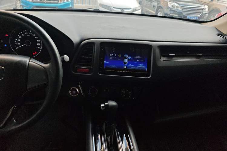 Used Honda Vezel 2017 1.8L CVT Front-Wheel Drive Pioneer Edition