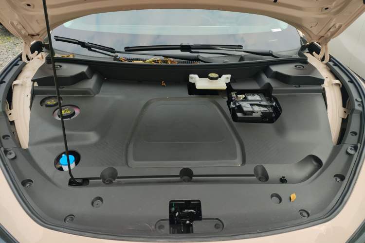 Used XPeng MONA M03 2024 620 with Ultra-Long Range