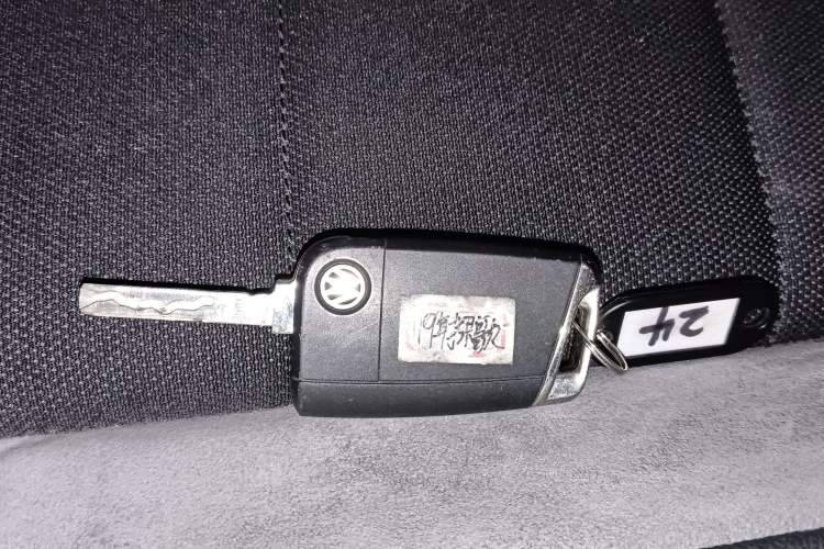 Used Volkswagen T-ROC 2019 230TSI DSG Two-Wheel-Drive Advanced Version China VI Standard