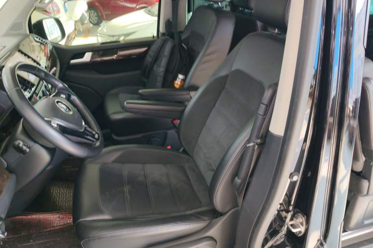 Used Volkswagen Multivan 2019 2.0 TSI Two-Wheel Drive Luxury Edition 7 Seats