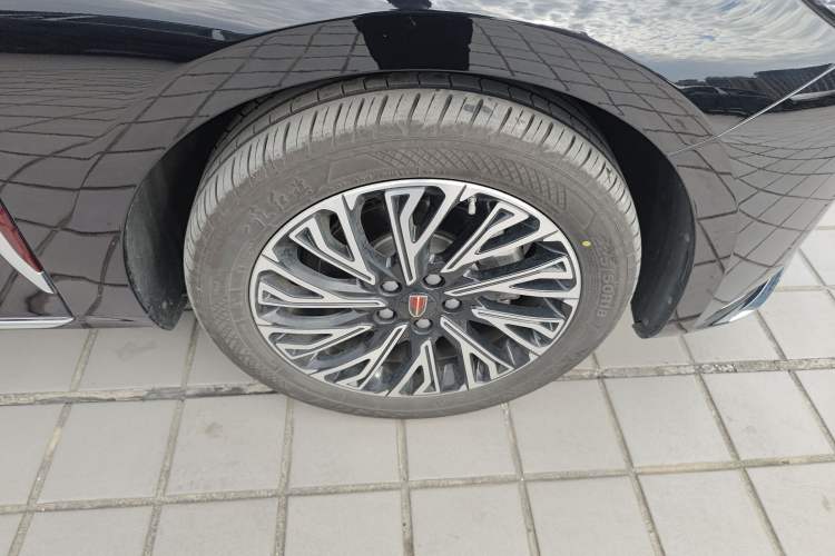 Used Hongqi H5 2024 2.0T Automatic Smart Connect Flagship Edition
