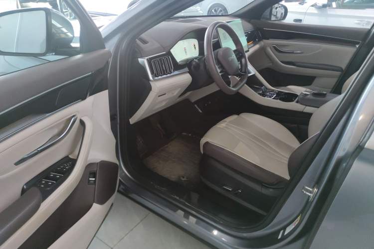 Used BYD Song PLUS New Energy 2025 EV 520km Premium Version
