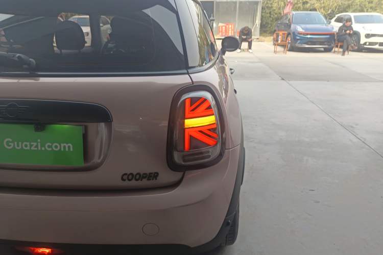 Used  MINI 2016 1.5T COOPER