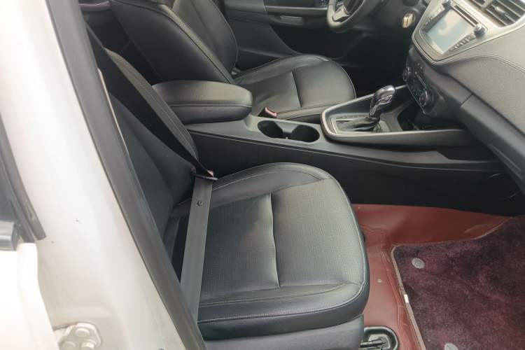 Used Ford Escort 2015 1.5L Automatic Fashion Model