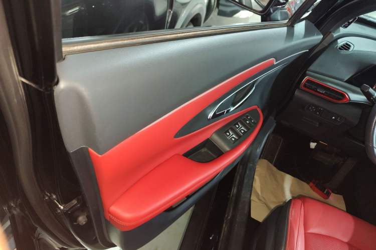 Used Changan UNI-T 2020 1.5T Prestige Version
