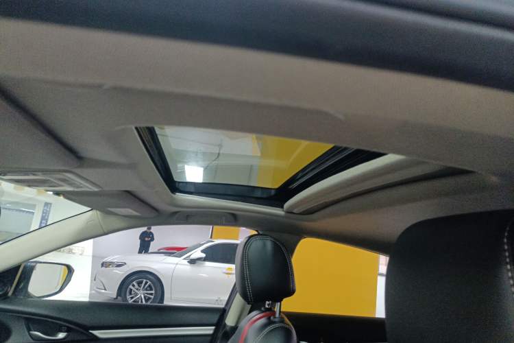 Used Honda Civic 2019 220TURBO CVT Dynamic Edition China VI Emission Standard