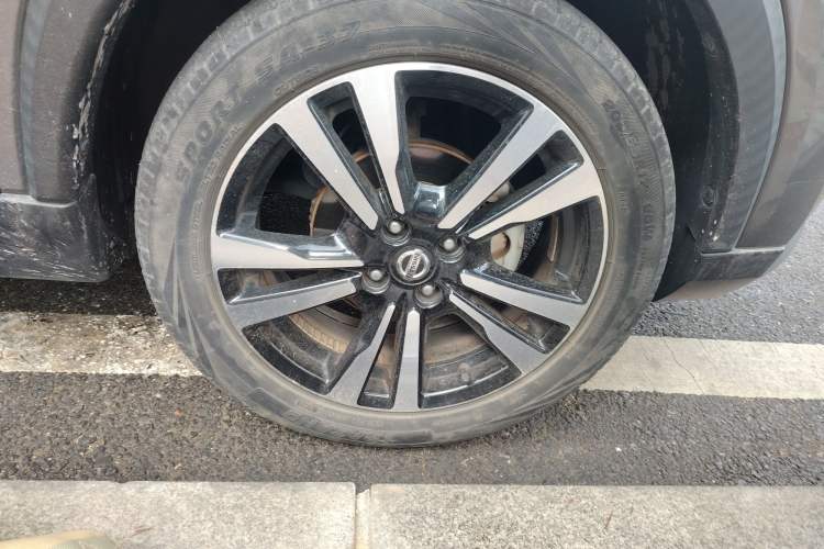 Used Nissan Kicks 2019 1.5L CVT Cool Enjoy Edition
