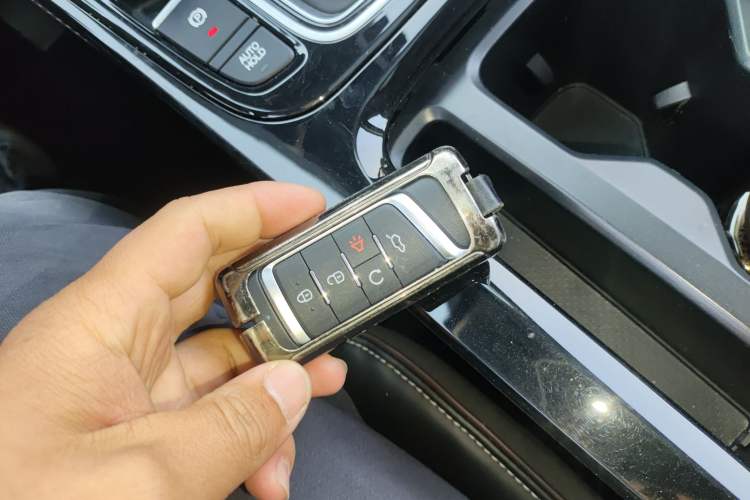 Used GAC Trumpchi M6 2023 PRO 270T DCT Luxury Edition
