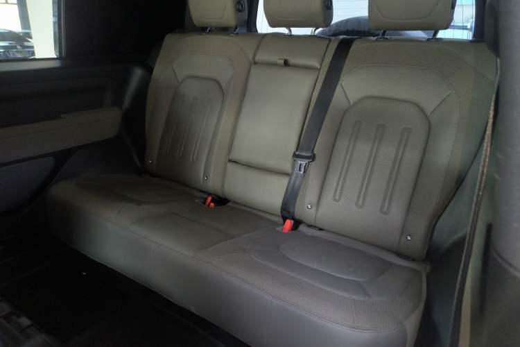 Used Land Rover Defender 2021 90 P400 Classic Reproduction Edition