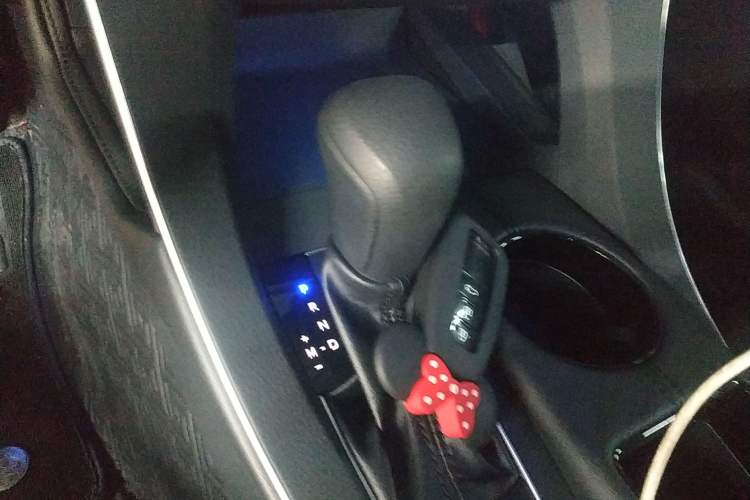 Used Toyota Avalon 2019 2.0L Ambition Edition China VI
