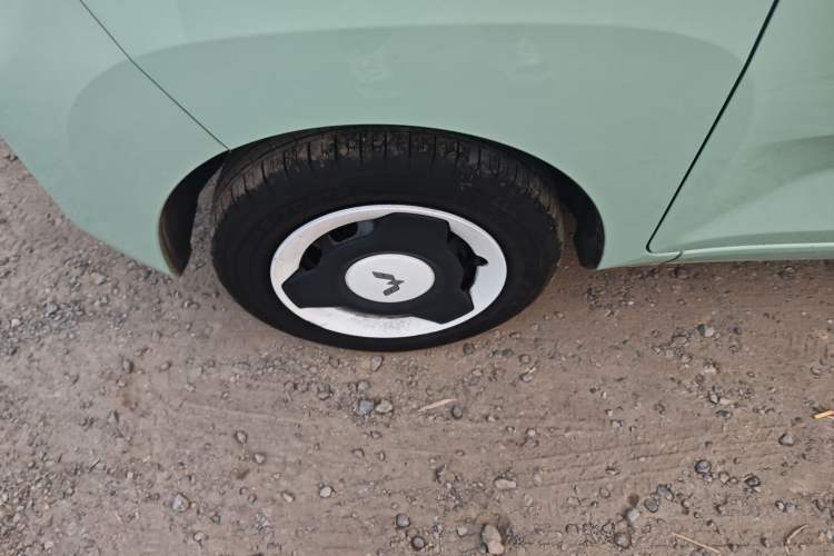 Used Wuling Hongguang MINIEV 2022 Macaron Fashion Model Lithium Iron Phosphate
