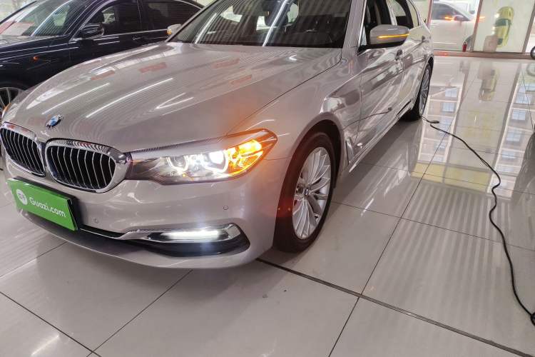 Used BMW 5 Series 2018 530Li Leading Edition Luxury Package
