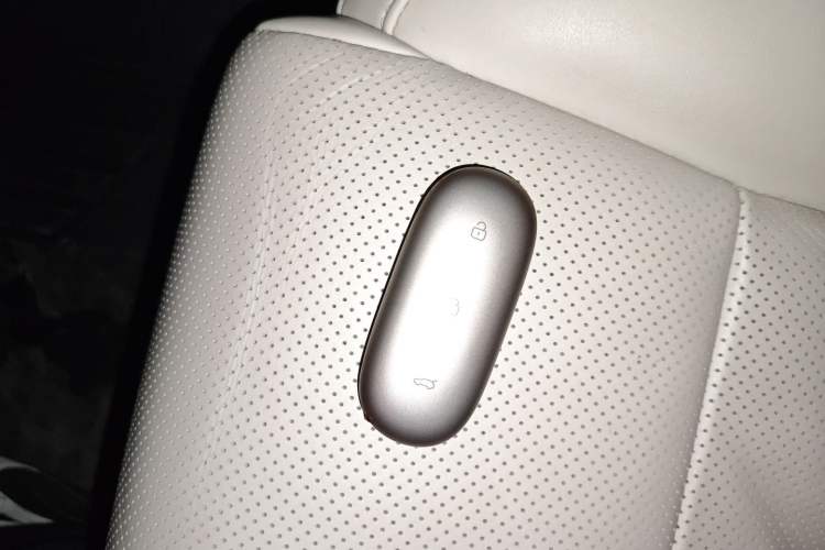 Used Li Auto L7 2023 Pro Model
