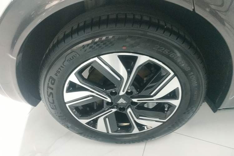 Used NETA U 2022 Zhi400 Pro Lithium Iron Phosphate
