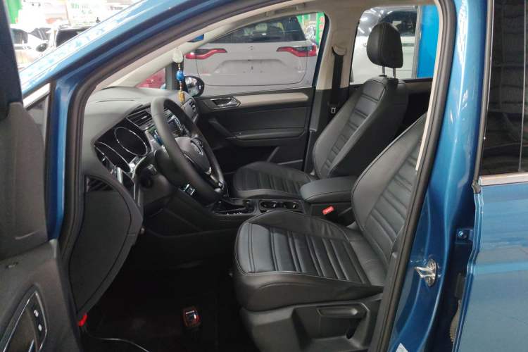 Used Volkswagen Touran 2018 Volkswagen Touran L 280TSI DSG Boundary Edition 7 Seats China V Emission Standard