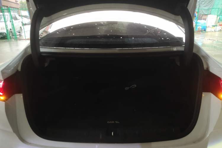 Used BYD Qin L 2024 DM-i 80KM Leading Model