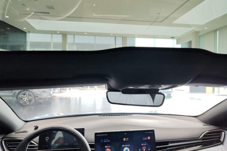 Used BYD Seal 2022 550 km Standard Range Rear-Wheel Drive Prestige Version
