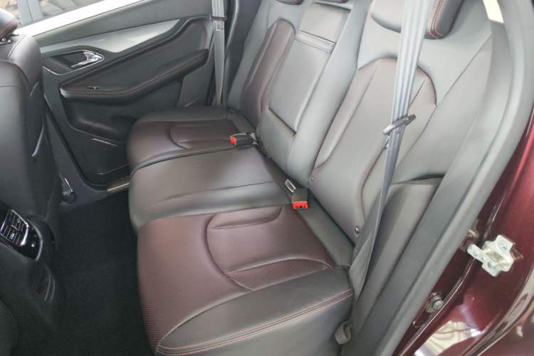 Used Baojun 560 2016 1.8L Manual Luxury Edition