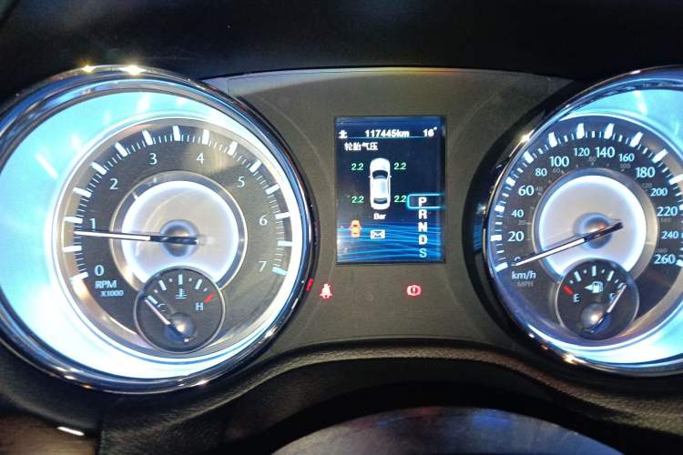 Used Chrysler 300C 2014 3.0L Excellence Edition
