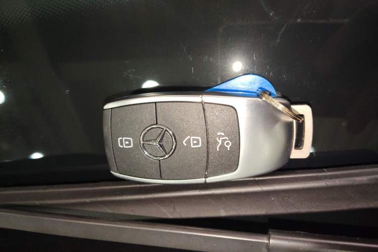 Used Mercedes-Benz A-Class 2020 Restyled A 200 L Sport Sedan Fashion Version
