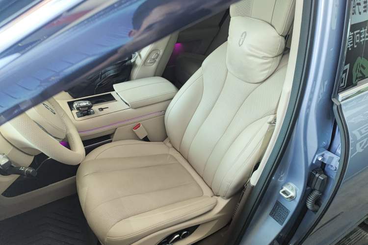 Used Hima AITO M7 2024 1.5T Intelligent Driving 4WD Max Edition 5 Seats