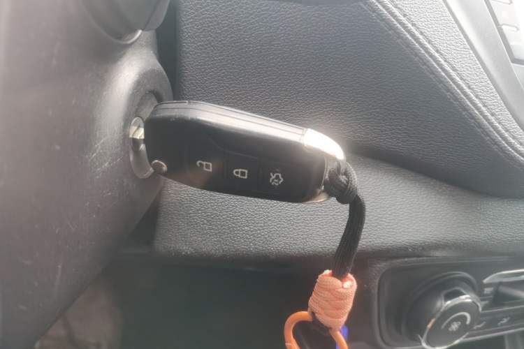 Used Ford Escort 2015 1.5L Automatic Fashion Model