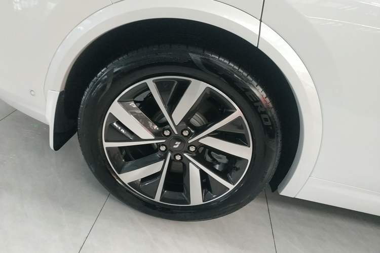 Used Li Auto L7 2023 Pro Model
