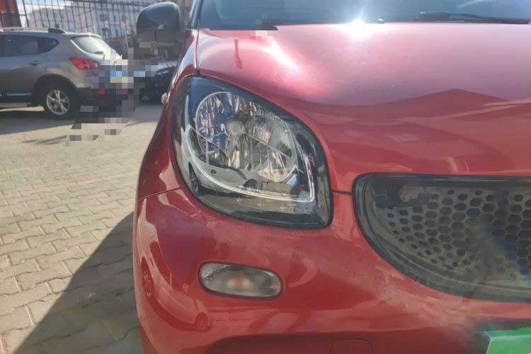 Used  forfour 2016 1.0L 52 kW Passion Edition