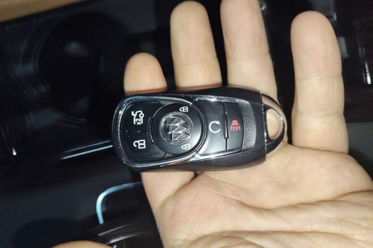 Used Buick LaCrosse 2019 28T Prestige Model
