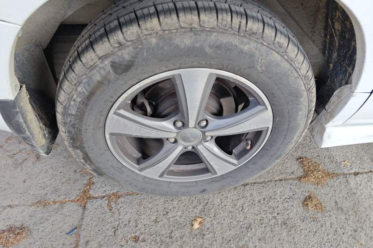 Used Haval H6 2016 Upgraded Model 1.5T Automatic Two-Wheel Drive Elite Version
