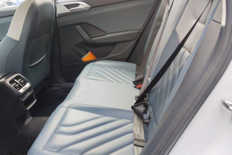 Used Volkswagen Tharu 2024 300TSI Two-Wheel-Drive Moon Luxury Edition