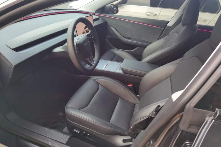 Used Tesla Model 3 2023 Long-Range All-Wheel-Drive Version
