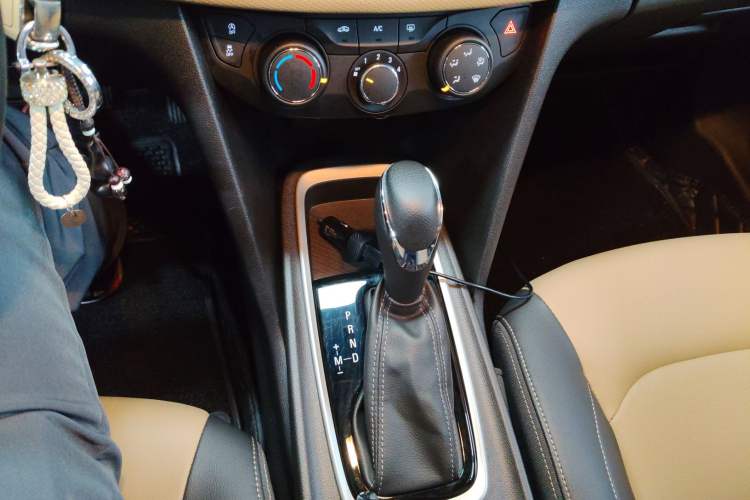 Used Chevrolet Monza 2020 320 Automatic Enjoyment Edition