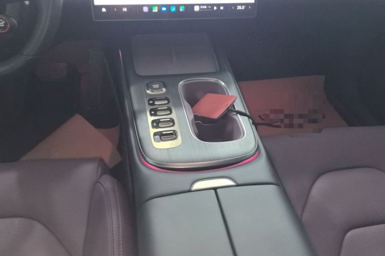 Used  SU7 2024 Rear-Drive Ultra-Long Range Advanced Pro-Level Intelligent Driving Version