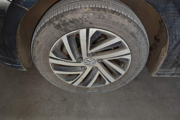 Used Volkswagen Lavida 2023 300TSI DSG Full-Comfort Edition
