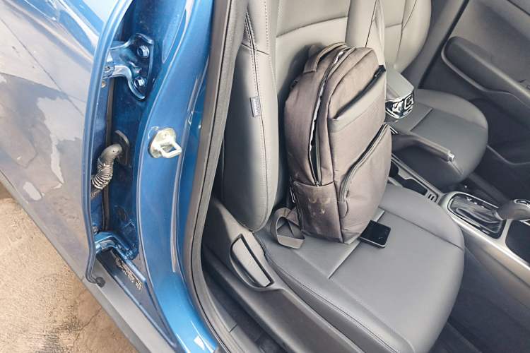 Used Kia KX3 2017 1.6L Automatic Aozun Edition
