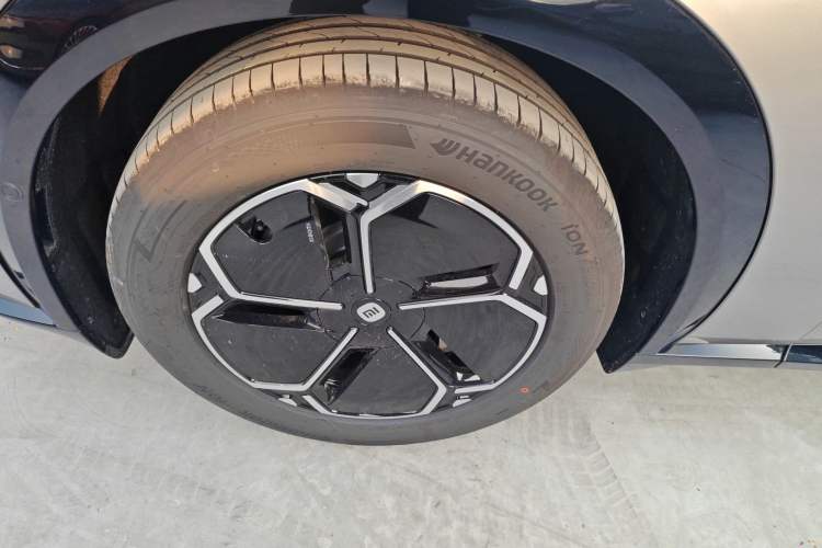 Used  YU7 2025 Ultra-Long Range Rear-Wheel Drive Version
