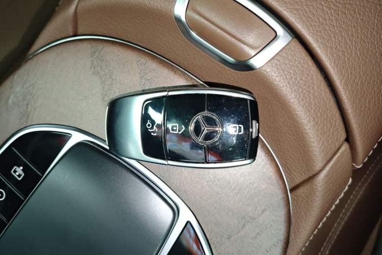 Used Mercedes-Benz E-Class 2022 Revised Version E 300 L Luxury Edition
