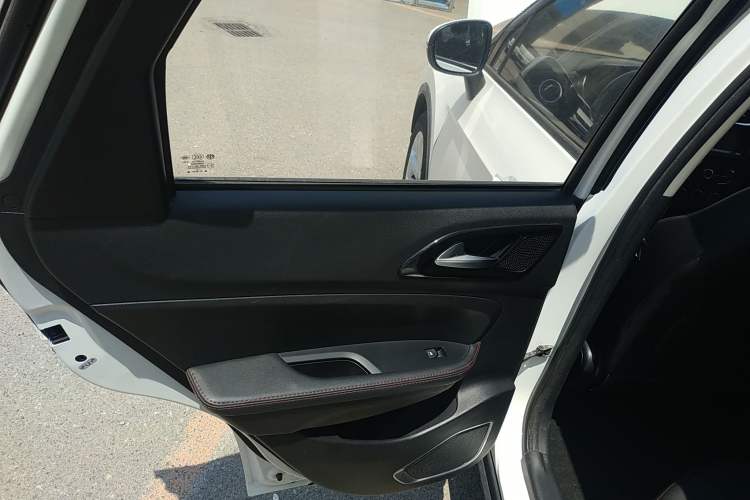 Used Brilliance V3 2016 1.5L Automatic Smart Version
