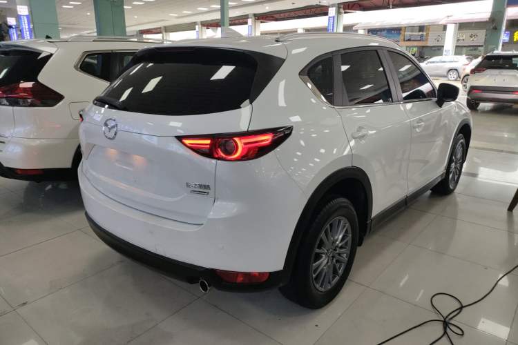 Used Mazda CX-5 2017 2.0L Automatic 2WD ZhiShang Trim China V Standard
