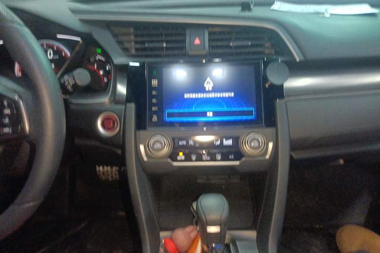 Used Honda Civic 2021 HATCHBACK 220TURBO CVT Trendy Cool Edition
