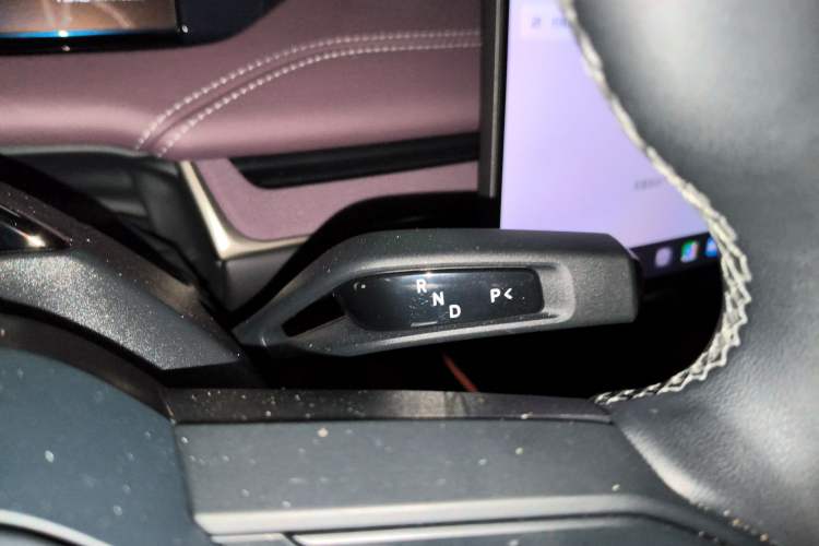 Used Xiaomi Auto SU7 2024 Four-Wheel Drive Ultra-Long Range Advanced Intelligent Driving Max Edition